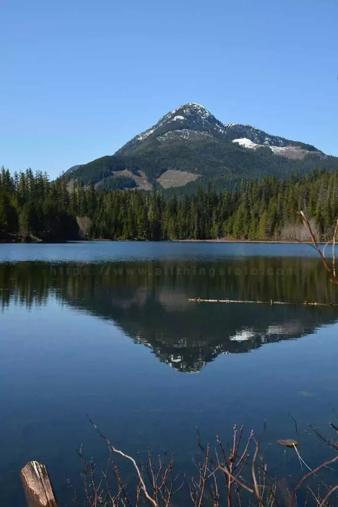 image of antler lake using f11, 1/125 and ISO of 100