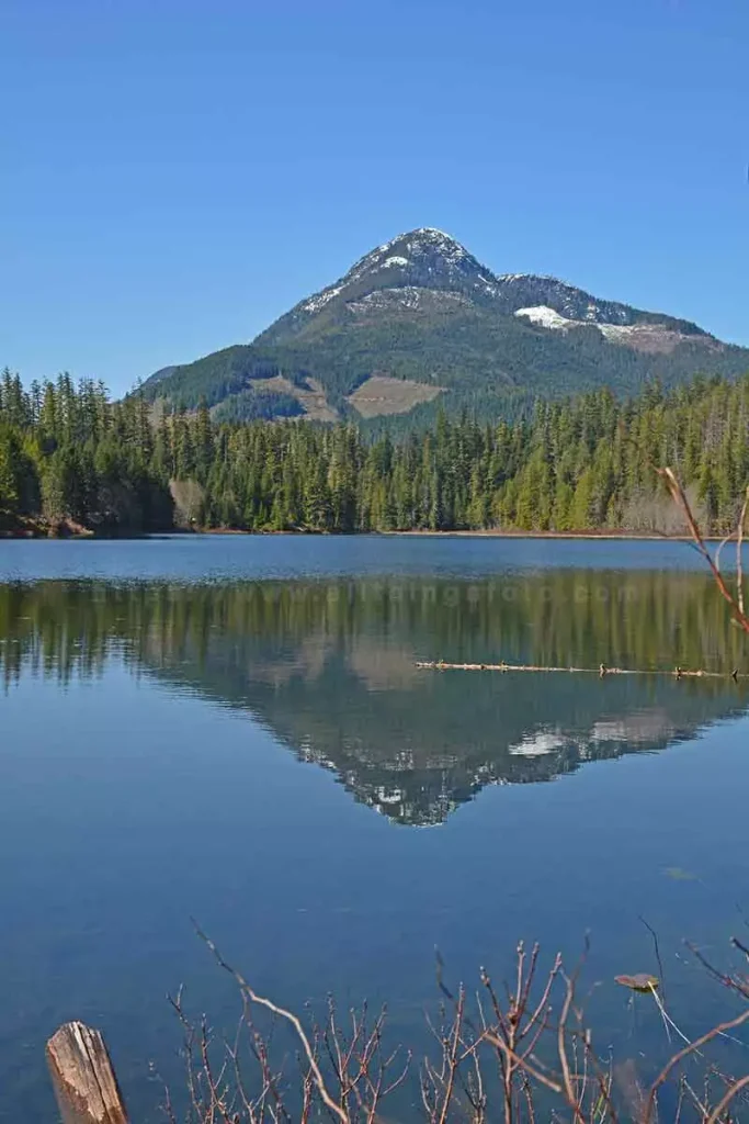 image of antler lake using f8, 1/125 and ISO of 100