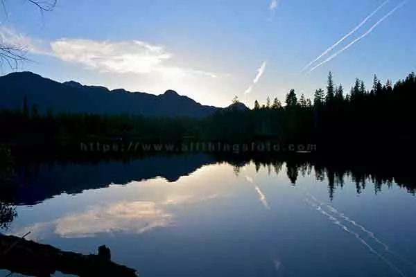 star lake photo using a blue colored camera filter