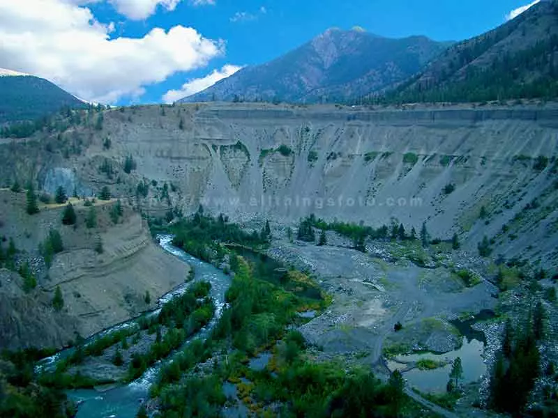 landscape photo of Bridge River Canyon